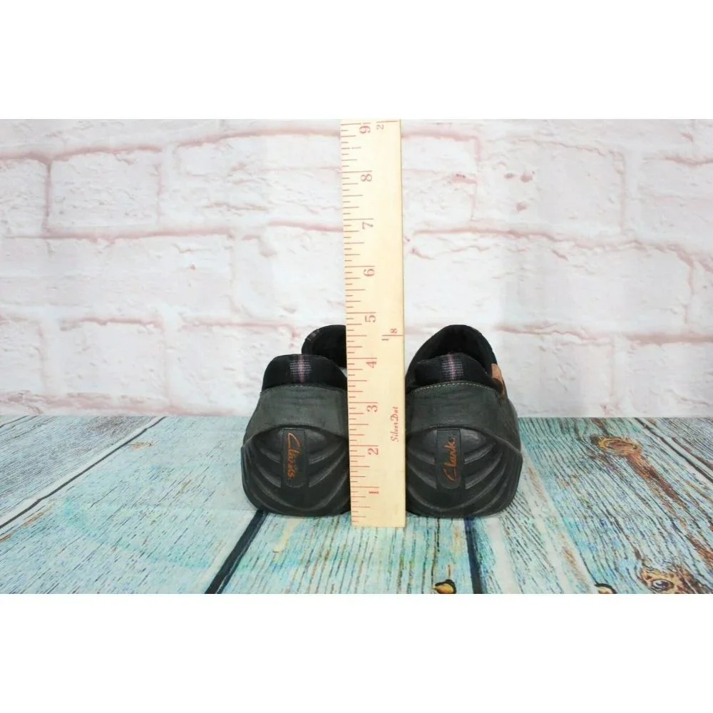Clarks  Green Leather Slip On Waterproof Casual Loafer Shoes Size 8 Medium - Picture 6 of 9